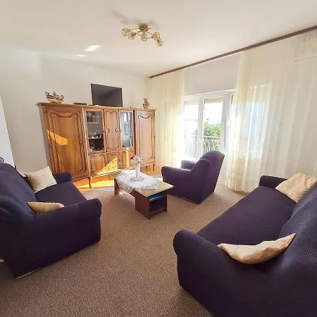 Apartment Vesna Novi Vinodolski