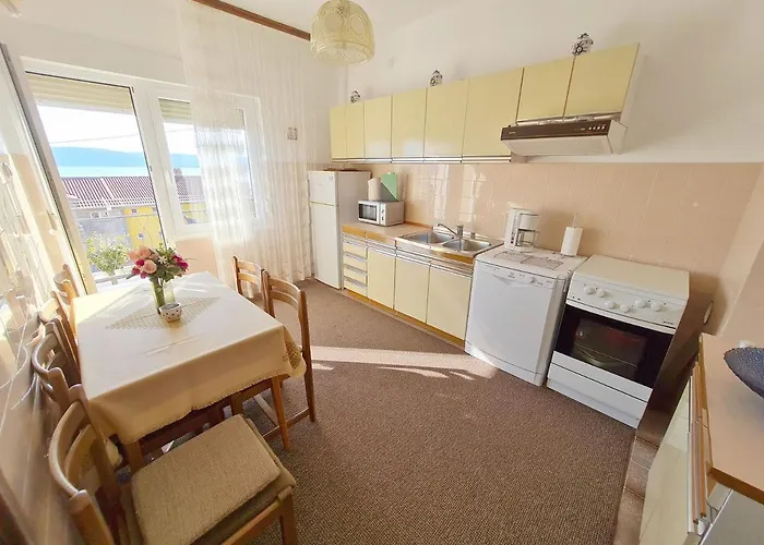 Vesna * Novi Vinodolski